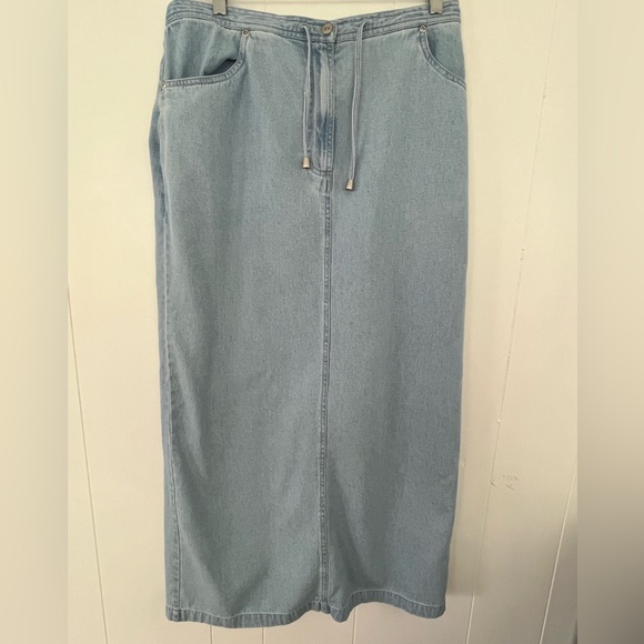 Susan Bristol Long Chambray Denim Maxi Jean Skirt Slit in back Size 8 - Picture 14 of 14